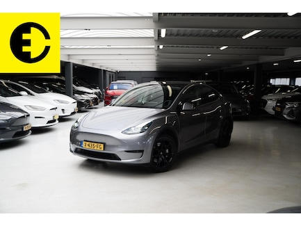 Tesla Model Y 0