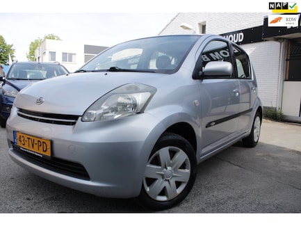 Daihatsu Sirion 0