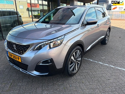 Peugeot 5008 0