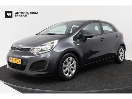 Kia Rio 0