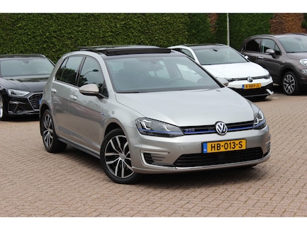 Volkswagen Golf 0