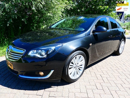 Opel Insignia 0