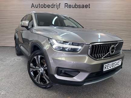 Volvo XC40 0