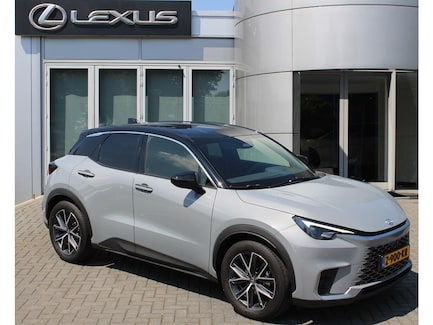 Lexus LBX 0