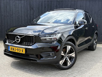 Volvo XC40 0