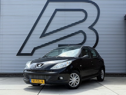 Peugeot 206+ 0