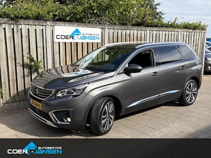 Peugeot 5008 0