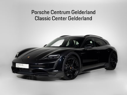 Porsche Taycan Cross Turismo 0