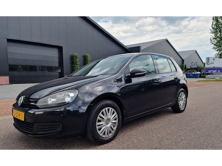 Volkswagen Golf 0