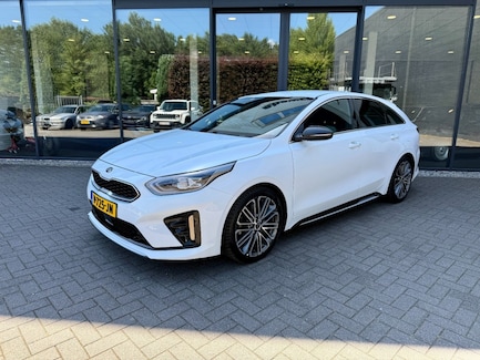 Kia ProCeed 0