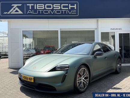Porsche Taycan 0
