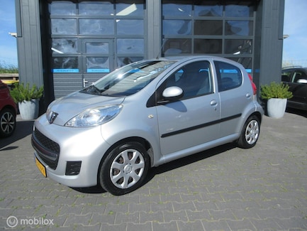 Peugeot 107 0