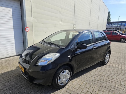 Toyota Yaris 0