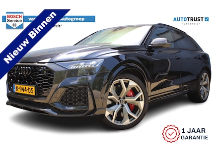 Audi RS Q8 0