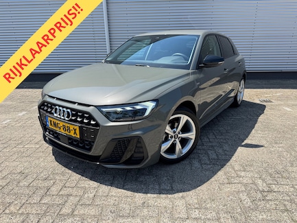 Audi A1 0