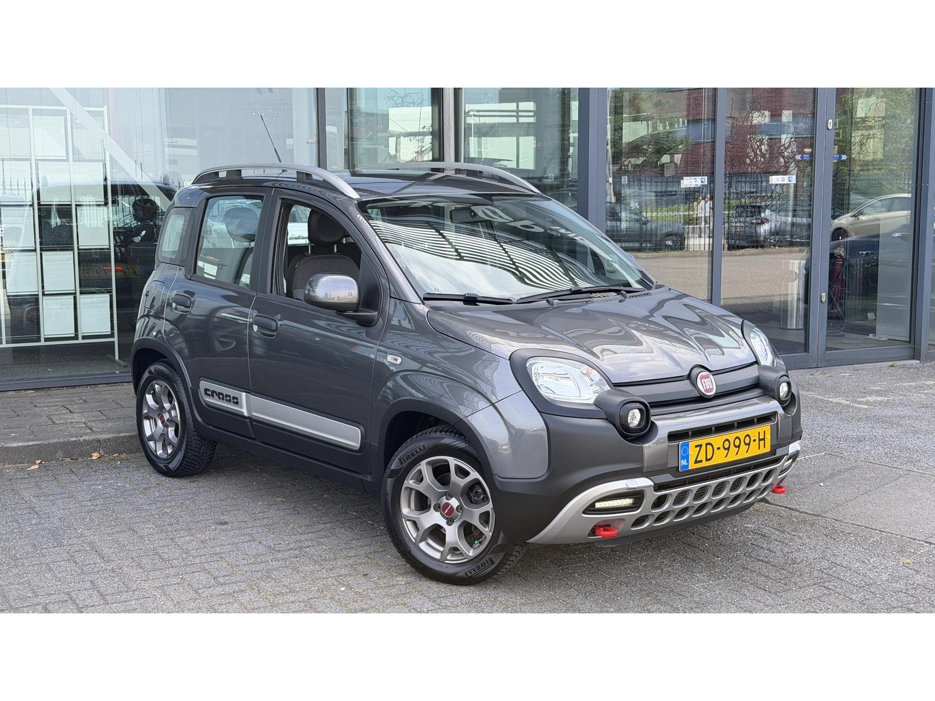 Fiat Panda Benzine [ZD-999-H] | AutoTrack