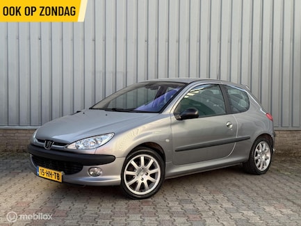 Peugeot 206 0