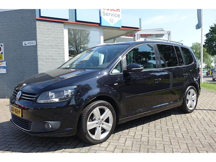 Volkswagen Touran 0