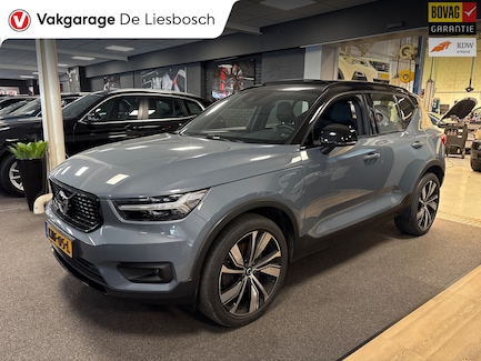 Volvo XC40 0