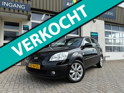 Kia Rio 0
