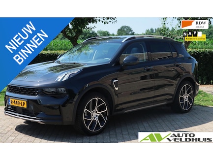 Lynk & Co 01 0