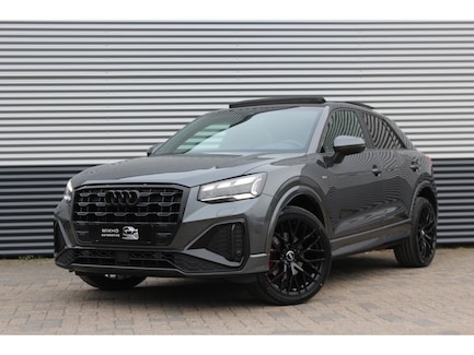 Audi Q2 0