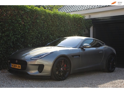 Jaguar F-Type 0