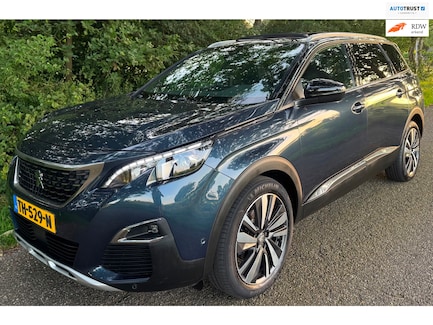 Peugeot 5008 0