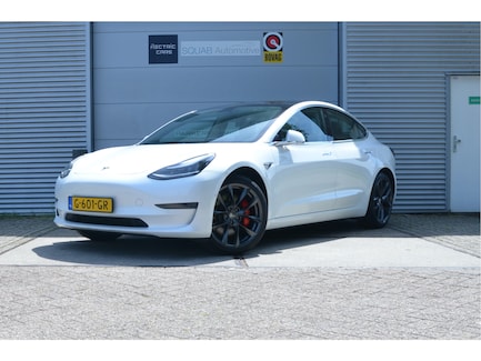 Tesla Model 3 0