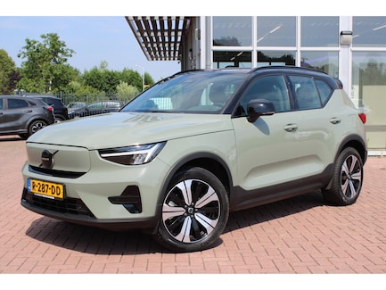 Volvo XC40 0