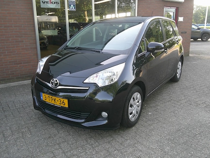 Toyota Verso-S 0