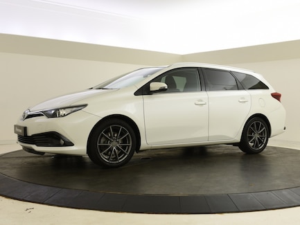 Toyota Auris 0
