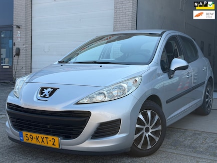 Peugeot 207 0