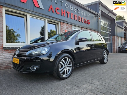 Volkswagen Golf 0