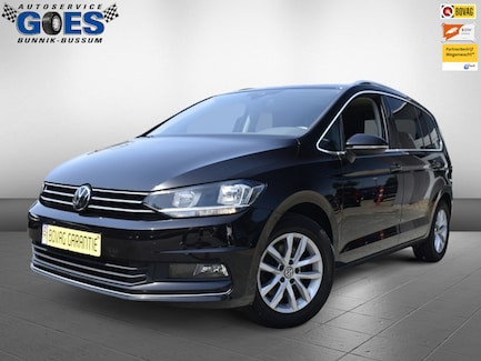 Volkswagen Touran 0