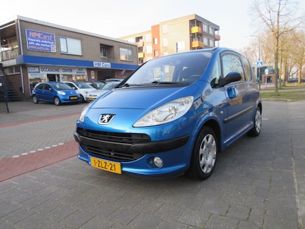 Peugeot 1007 0