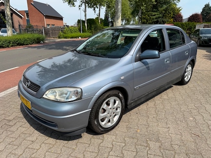 Opel Astra 0