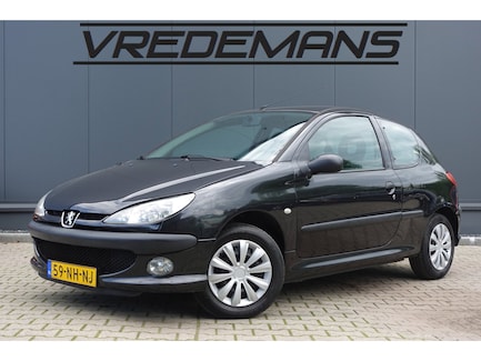 Peugeot 206 0
