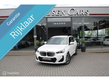 BMW iX1 0