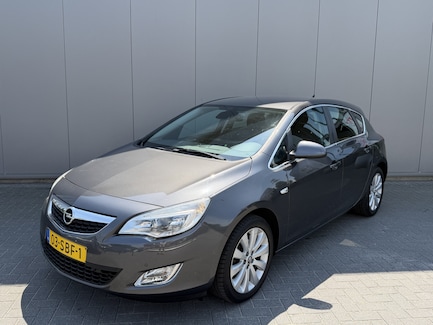 Opel Astra 0