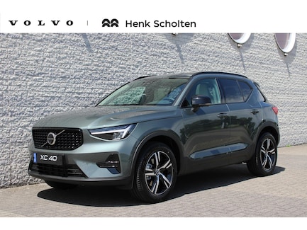 Volvo XC40 0