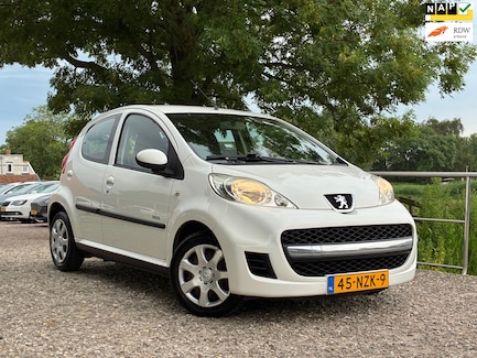 Peugeot 107 0