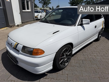 Opel Astra 0