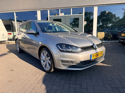Volkswagen Golf 0