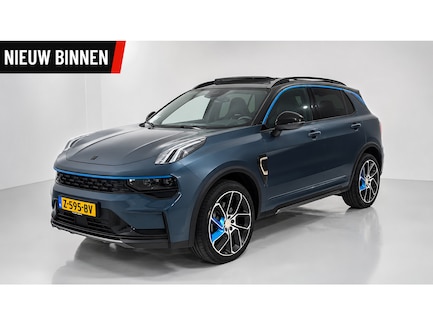 Lynk & Co 01 0