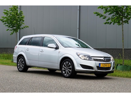 Opel Astra 0