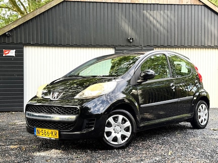 Peugeot 107 0
