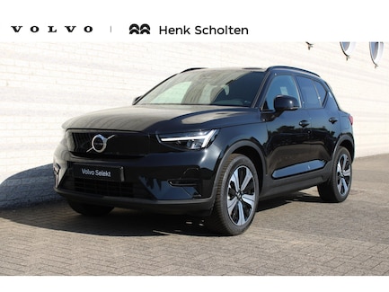 Volvo XC40 0
