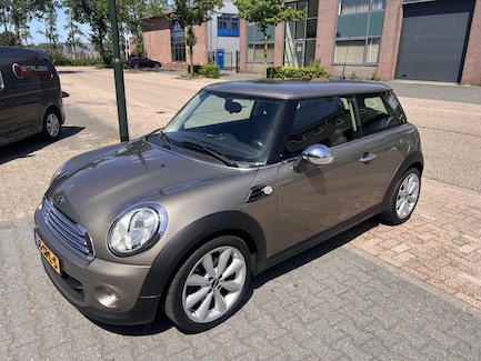 MINI One 0