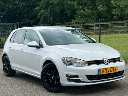 Volkswagen Golf 0